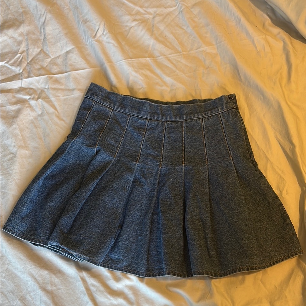 Full Tilt Pleated Mini Skirt